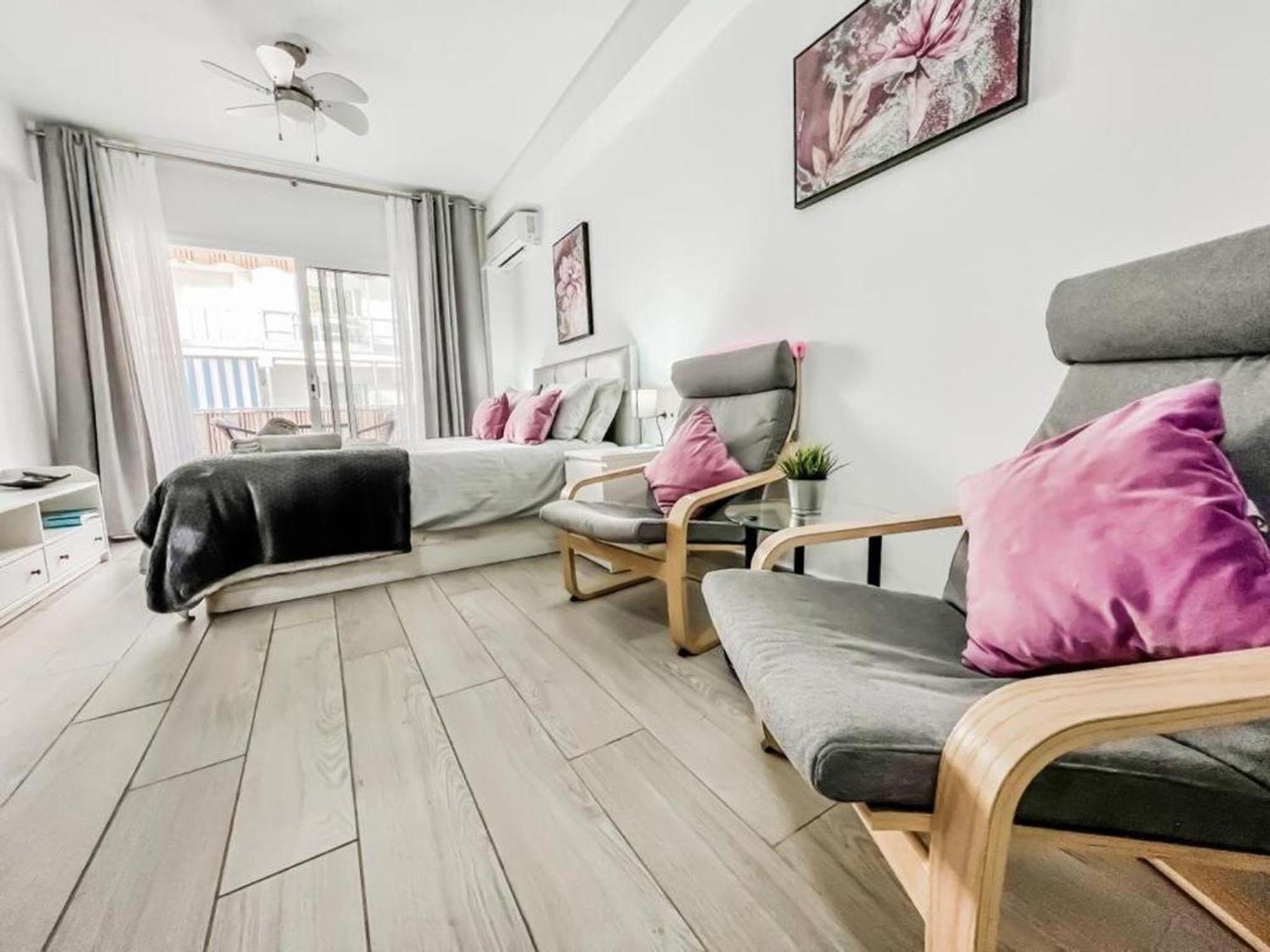 Apartment Reformed In 3k Nerja